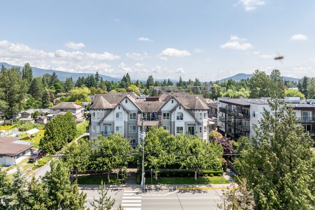12090 227 St in Maple Ridge, BC - Building Photo - Building Photo