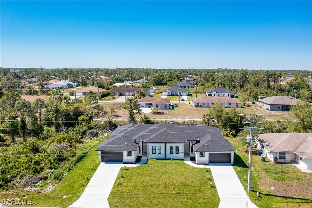 2600 Martin Ave S in Lehigh Acres, FL - Building Photo