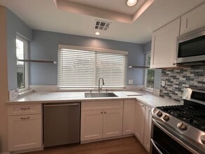 12111 Wagner St in Culver City, CA - Building Photo - Building Photo