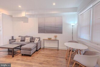 413 Delafield Pl NW in Washington, DC - Building Photo - Building Photo