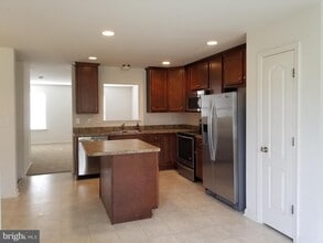171 Natural Way in Martinsburg, WV - Building Photo - Building Photo