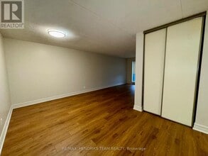 16 Capner St in St Catharines, ON - Building Photo - Building Photo