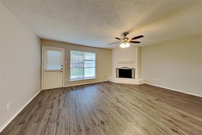 11914 Osage Park Dr in Houston, TX - Building Photo - Building Photo