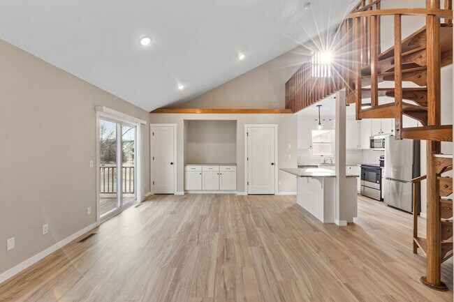 1551 Namekagon St, Unit Namekagon U4 in Hudson, WI - Building Photo - Building Photo