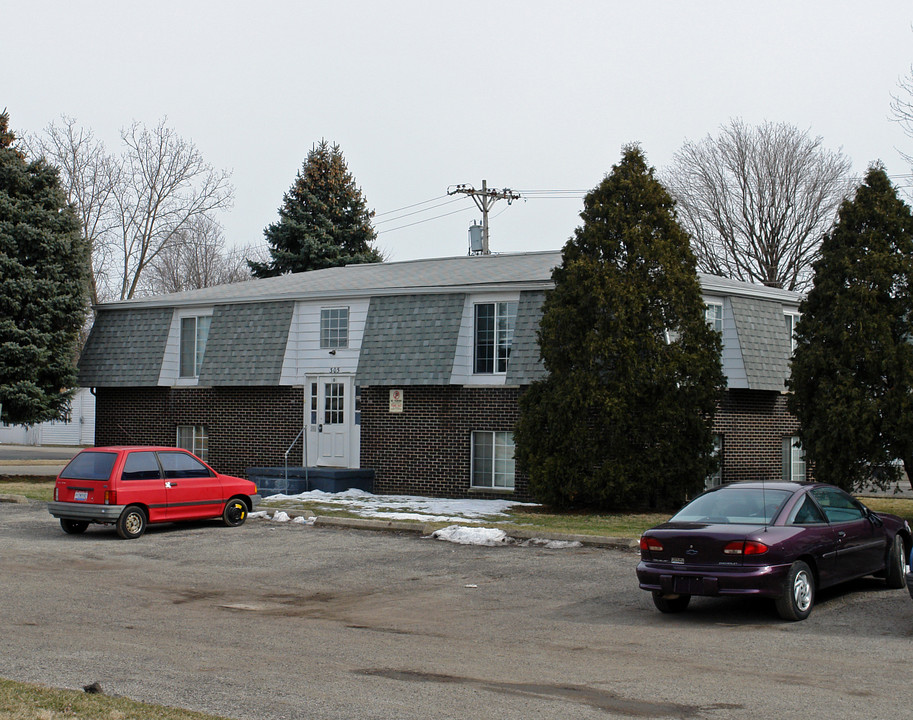 305 Bellbrook Ave in Xenia, OH - Foto de edificio