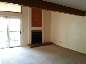 4899 S Dudley St in Denver, CO - Building Photo
