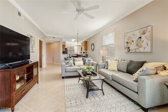 10275 Heritage Bay Blvd in Naples, FL - Building Photo - Building Photo