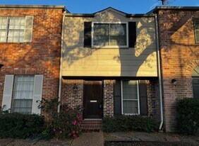 2041 Winrock Blvd in Houston, TX - Building Photo