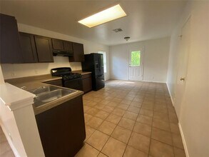 9001 Kimono Ridge Dr in Austin, TX - Building Photo - Building Photo