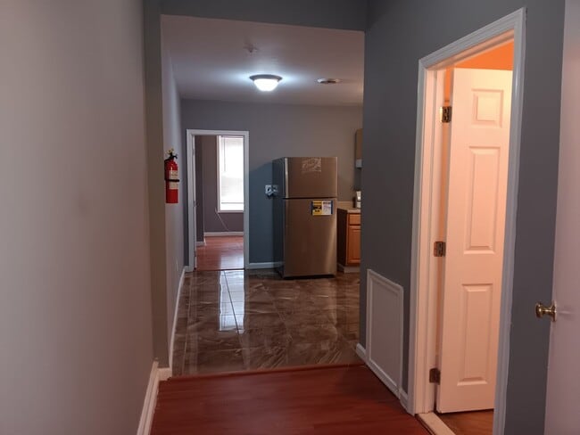 2605 Cecil B. Moore Ave in Philadelphia, PA - Foto de edificio - Building Photo