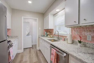 63 N Cox St in Memphis, TN - Building Photo - Building Photo