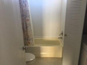 4317 71st St N in Riviera Beach, FL - Building Photo - Building Photo