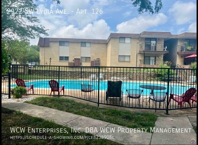 property at 2922 SW Lydia Ave