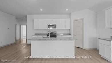 206 14th St in Wolfforth, TX - Building Photo - Building Photo