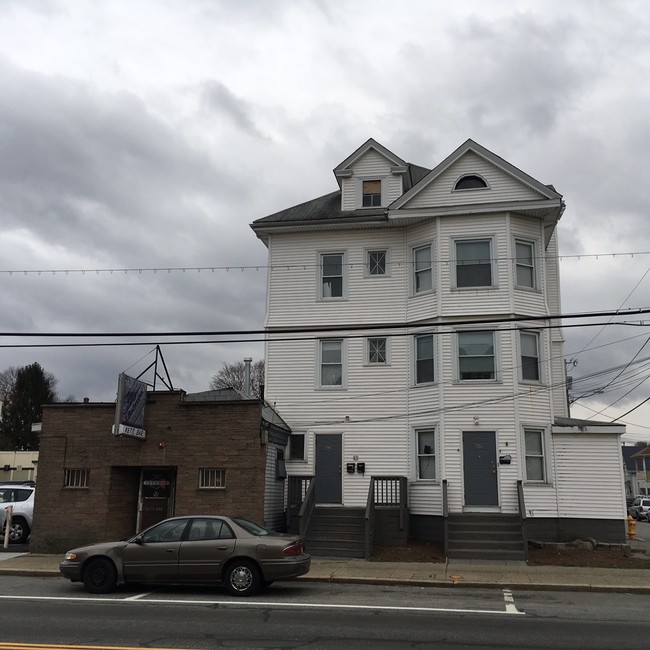 619 Central Ave in Pawtucket, RI - Building Photo - Building Photo