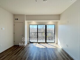 1653 Midtown Pl in Midwest City, OK - Building Photo