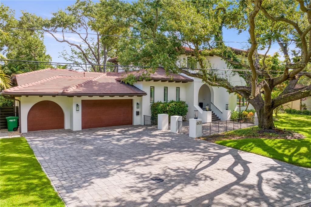 603 Marmora Ave in Tampa, FL - Building Photo