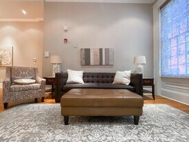 1626 Spruce St in Philadelphia, PA - Building Photo