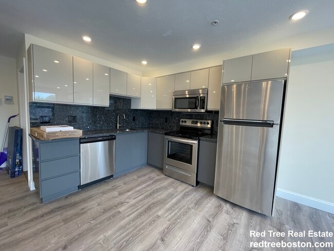 1016 Commonwealth Ave