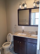 1312 N Claremont Ave-Unit -3 in Chicago, IL - Foto de edificio - Building Photo