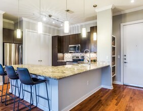 2950 McKinney Ave, Unit ID641181 in Dallas, TX - Foto de edificio - Building Photo