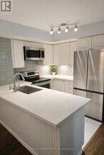 17 Barberry Pl in Toronto, ON - Building Photo - Building Photo