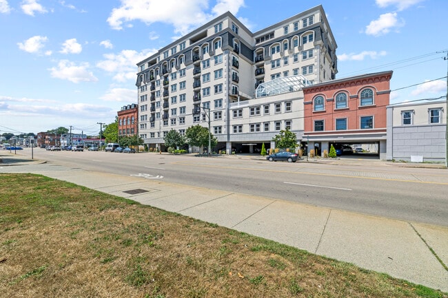 property at 461 Bank St