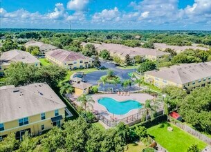 220 Draw Bridge Ln in Valrico, FL - Building Photo - Building Photo