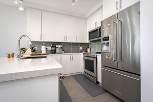 11967-11980 80 Ave in Delta, BC - Building Photo