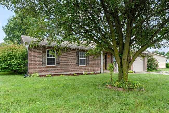 120 Hodge St in Charlestown, IN - Building Photo - Building Photo