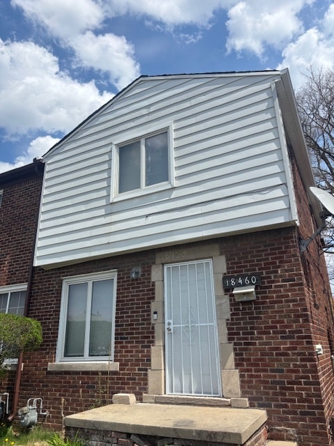 property at 18460 Schaefer Hwy