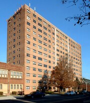 The Kennedy House in Bayonne, NJ - Building Photo