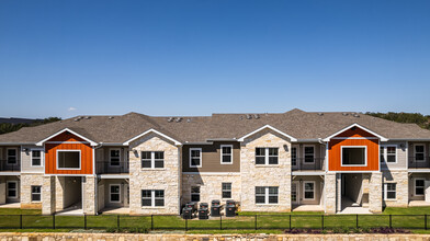 Northview Apartment Homes in San Antonio, TX - Building Photo - Building Photo