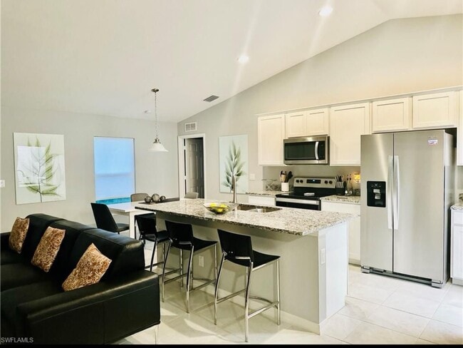 1301 NE 34th Ln in Cape Coral, FL - Building Photo - Building Photo