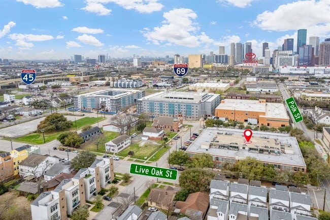 property at 1312 Live Oak St