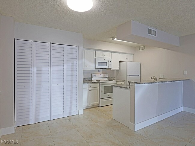 property at 5321 Summerlin Rd