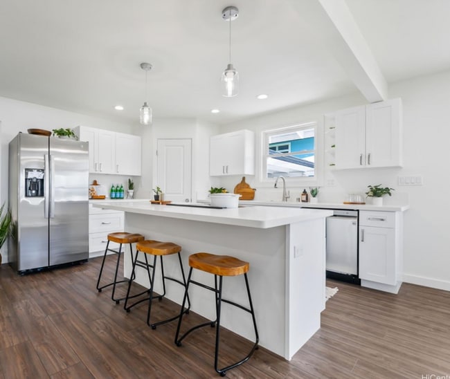 property at 1235 Manulani St