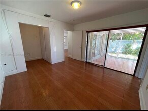 14260 SW 182nd Terrace in Miami, FL - Building Photo - Building Photo