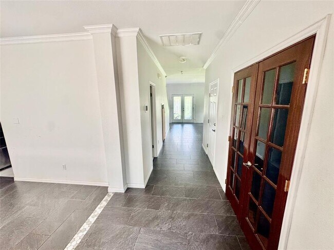 1002 Acanthus St in Pflugerville, TX - Foto de edificio - Building Photo