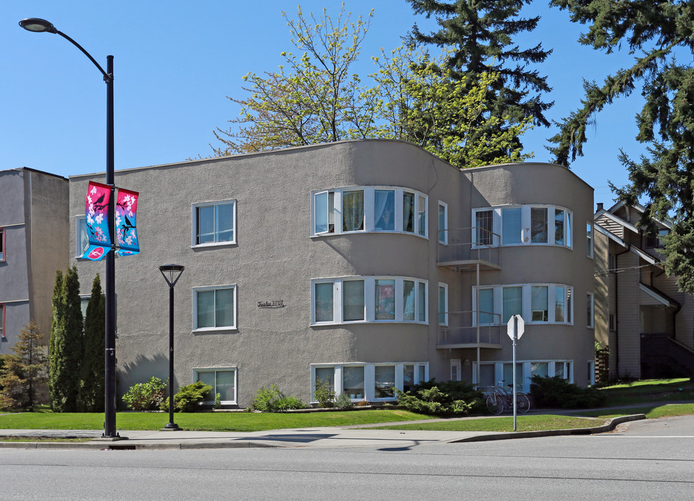 3707 Cambie St in Vancouver, BC - Building Photo