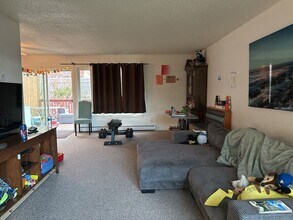 2217-2217 Foothills Ct in Missoula, MT - Building Photo - Building Photo