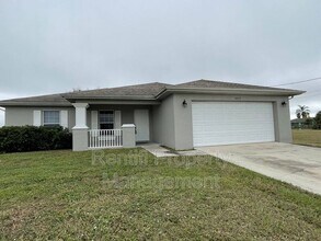 1429 NE 5th Ave in Cape Coral, FL - Building Photo - Building Photo