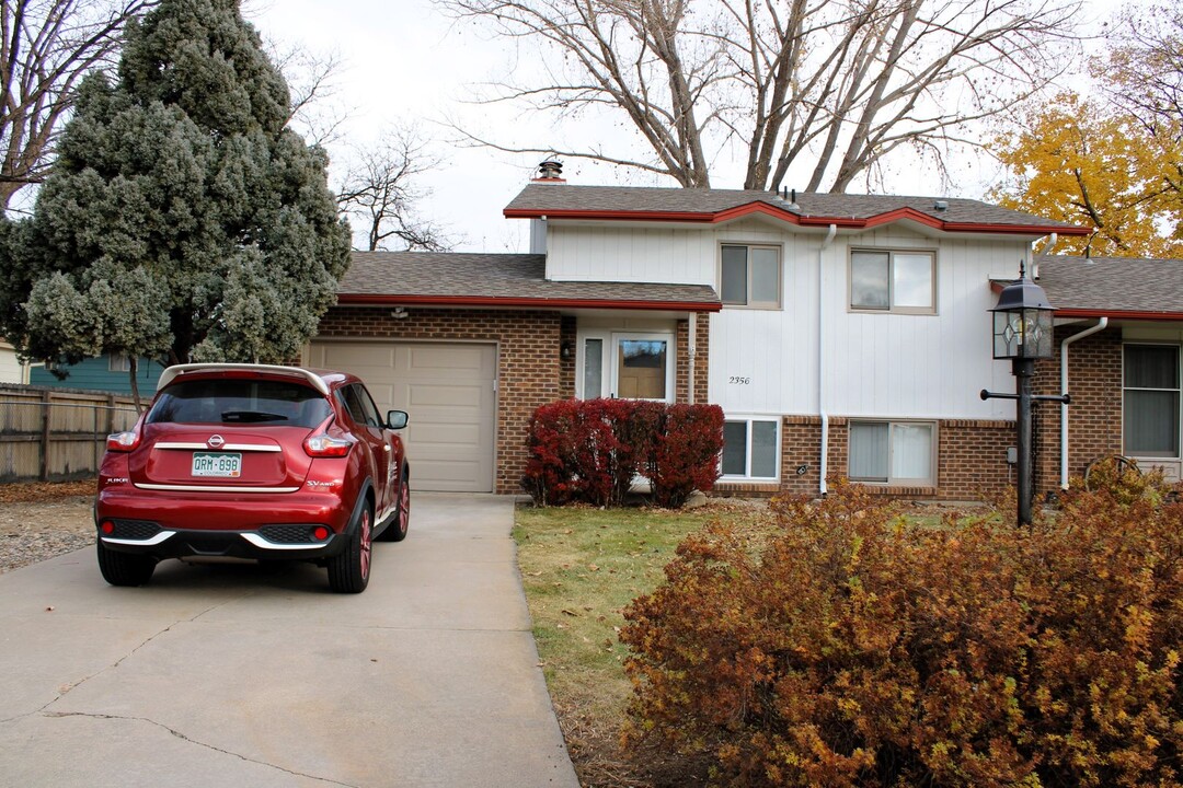 2356 Fraser Ct in Loveland, CO - Foto de edificio