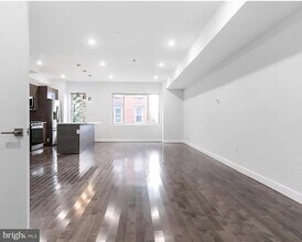 1945 N 7th St in Philadelphia, PA - Building Photo - Building Photo