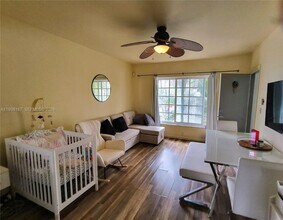 833 10th St in Miami Beach, FL - Building Photo - Building Photo