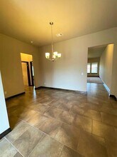 1016 Merlin Dr in Norman, OK - Building Photo - Building Photo