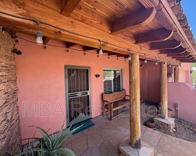 property at 2843 E Captain Dreyfus Ave