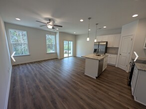8031 Pleasant Grove Rd in Charlotte, NC - Building Photo - Building Photo