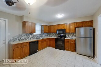 2204 Carywood Dr in Bryant, AR - Building Photo - Building Photo