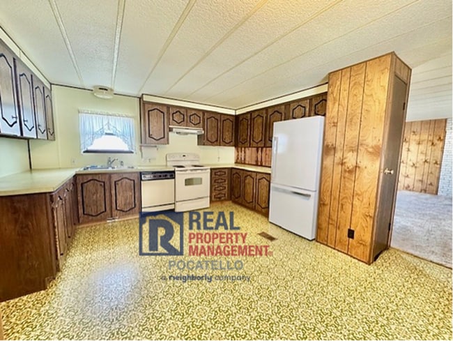 44 Driftwood St in Pocatello, ID - Building Photo - Building Photo